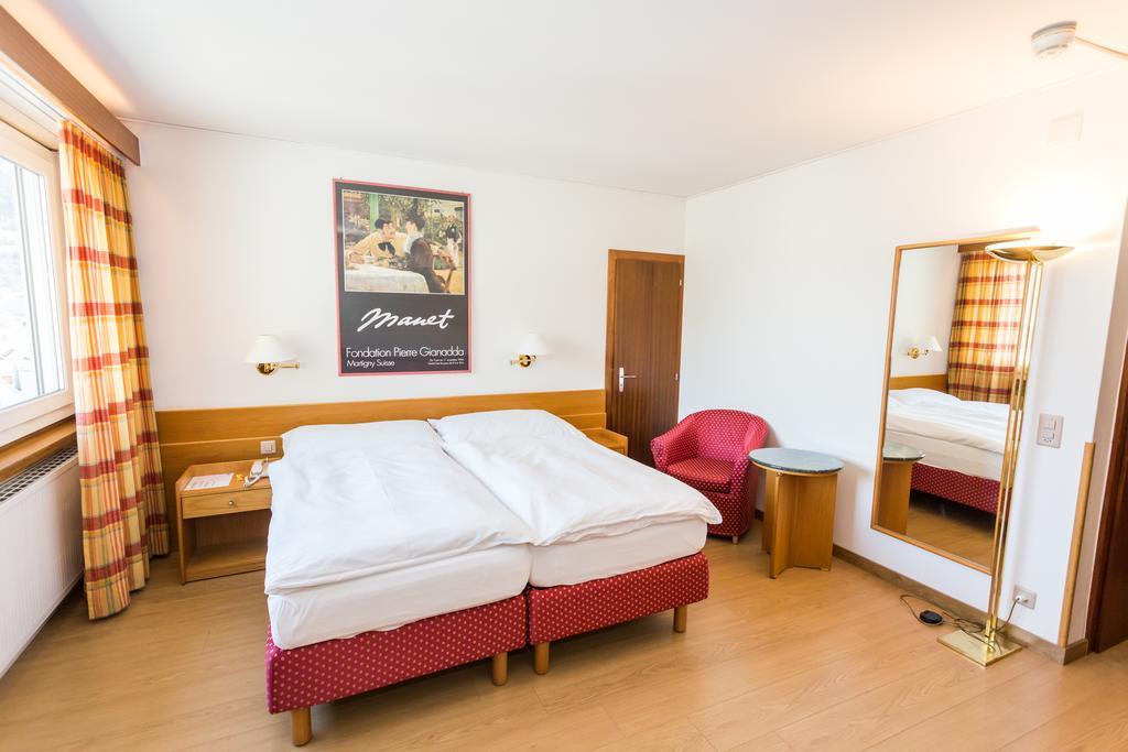 Hotel Du Rhone Sion Room photo